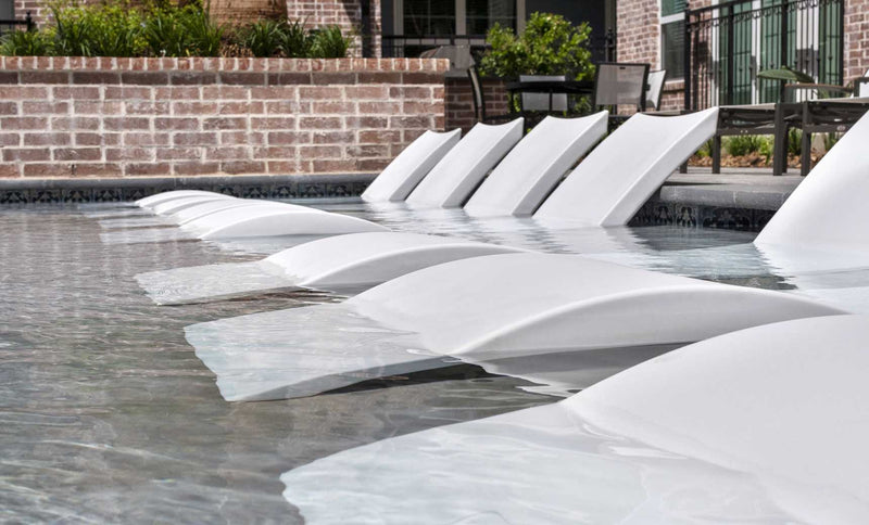 Ledge Lounger Signature Chaise2