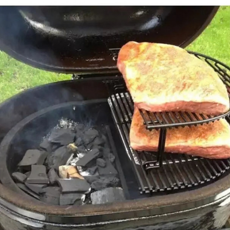 Primo Oval Junior 200 Ceramic Charcoal Grill