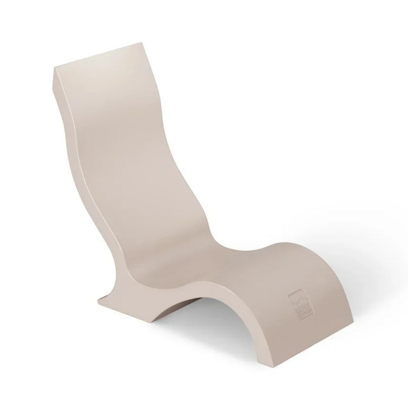 Ledge Lounger Signature Chair