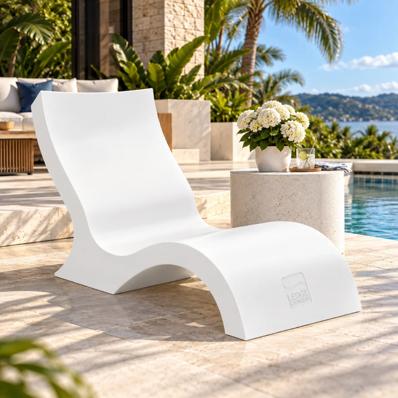 Ledge Lounger Signature Lowback Chair